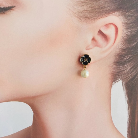 Kate Spade black enamel glass pearl drop Earrings